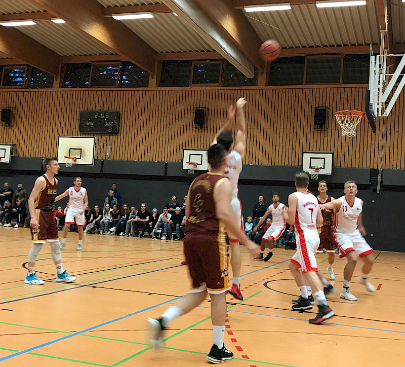 Die 1. Herren gewinnen das erste Saisonspiel gegen Bargteheide