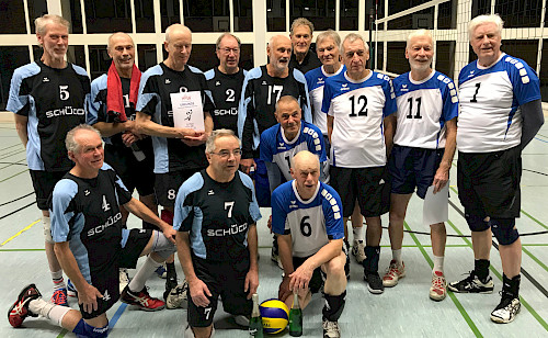 Alte Bekannte: Meister und Vize Foto: Becker