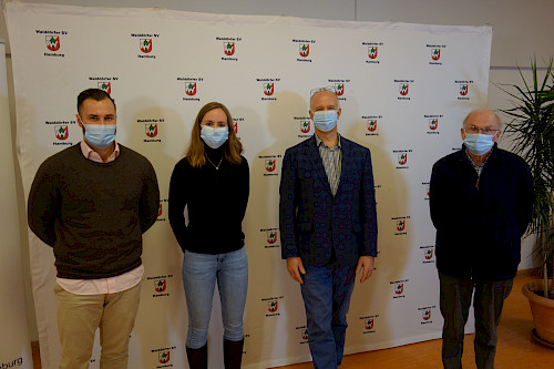 Vorstand des Walddörfer SV (Marcel Reimers, Rika Gerke, Ulrich Lopatta, Peter Steepe)