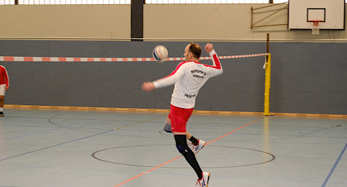 Faustball-Verbandsliga-Spiel Team Walddörfer SV