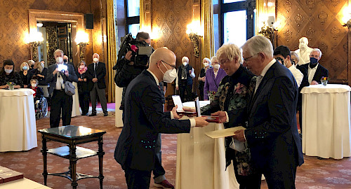 Treuemedaille für Waltraud und Bernd Heinze