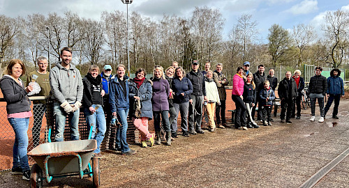 Frühjahrsputz auf unserer Tennisanlage Berner Au