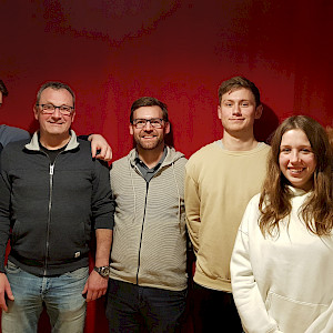 (v.l.n.r.): Kevin Garrod, Kuth Lange, Hauke Eggers, Malte Paetzel, Johanna Petr, Rajka Dicks