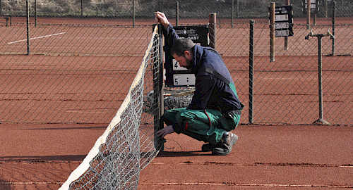 Tennisanlage Berner Au - Frühjahrsaufbereitung