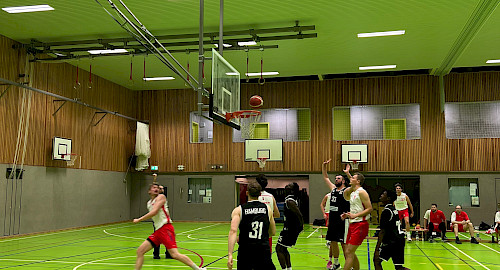 1. Herren spielen in der grünen Halle gegen die Towers