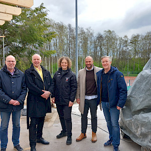 Arne Zwirlein-Potyka, Ulrich Lopatta, Julia Weniger, Marcel Reimers, Christian Poon (v.l.n.r.)