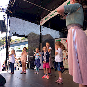 44. Volksdorfer Stadtteilfest - Ballett zum Mitmachen