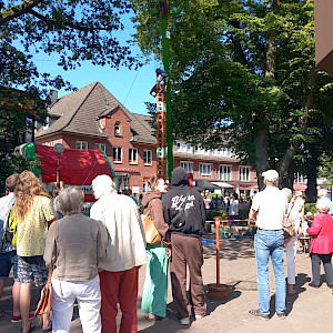 44. Volksdorfer Stadtteilfest - Kistenklettern