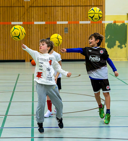 Walddörfer SV: Faustball für Kinder