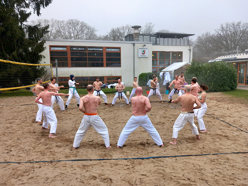 Kangeiko  - Karate-Wintertraining im Walddörfer SV