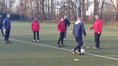 Walking Football im Walddörfer SV