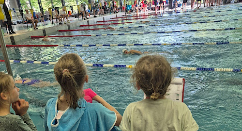 Unsere Schwimmer beim Frühjahrsmeeting im LLZ Dulsberg
