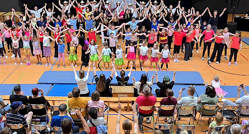 Walddörfer SV Dance Show "Eine kleine Insel"