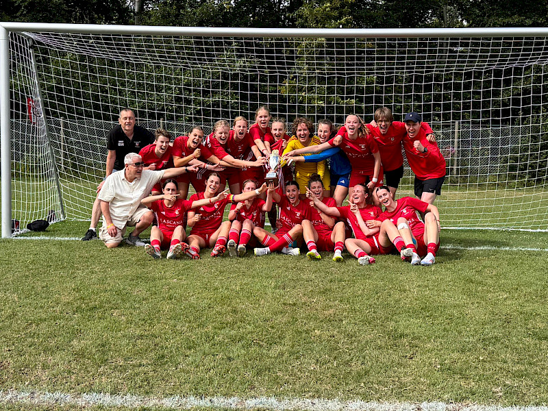 U20 Frauen des Walddörfer SV beim DanaCup 2025