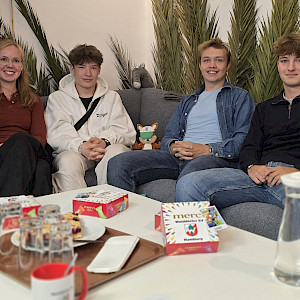 FSJ-ler: Dominik, Rufus und Jannis mit Betreuerin Rika