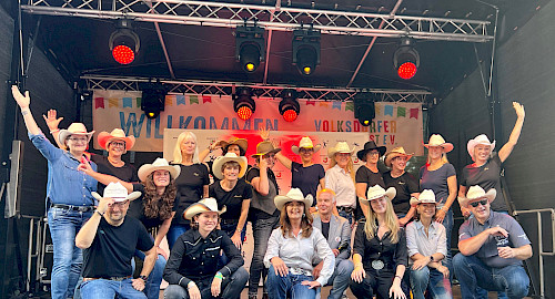 Unsere Line Dancer beim Volksdorfer Stadtteilfest 2025