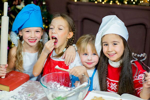 Schmuckbild für Weihnachtsplätzchen backen 2025
