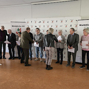 22.11.2025 Ehrungsbrunch im Walddörfer Sportforum - Gratulation durch den Aufsichtserat