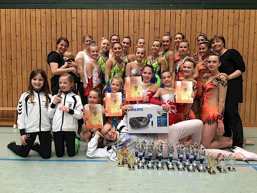 Walddörfer SV-Gymnastinnen auf dem Salzpokal 2017 in Halle