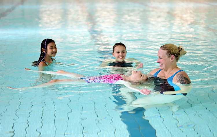 Ab ins Wasser! Schwimmschule im Walddörfer SV