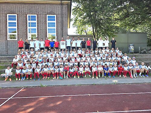 Walddörfer SV: Fußball Feriencamp 2026  im Allhorn Stadion
