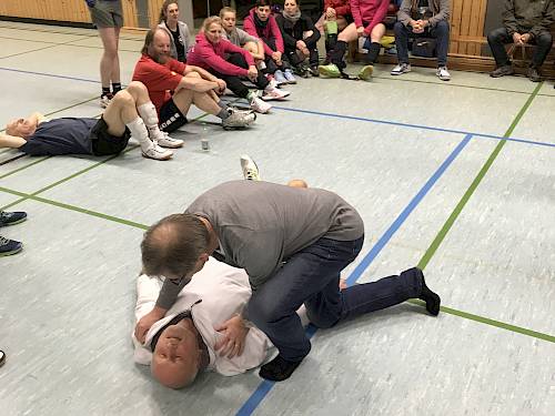Erste-Hilfe-Schulung Volleyball
