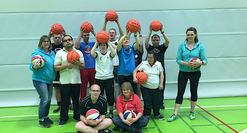 Trainerinnen Monika Formica und Stefanie Cremer mit "Ihrer" Inklusionsgruppe!