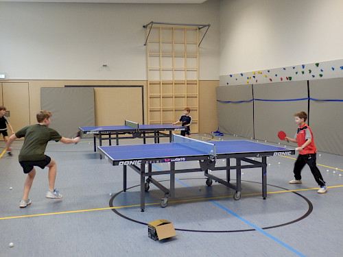 Ferienlehrgang für die Tischtennis-Jugend im Walddörfer SV