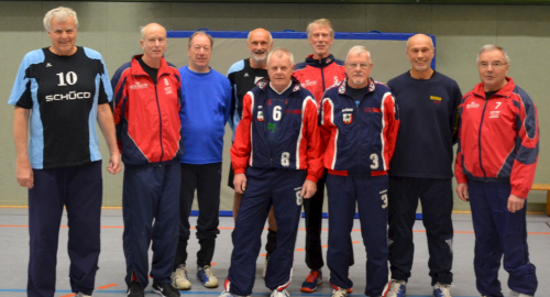 Die frisch gebackenen Norddeutschen Meister 2019; Volleyball-Senioren Ü69